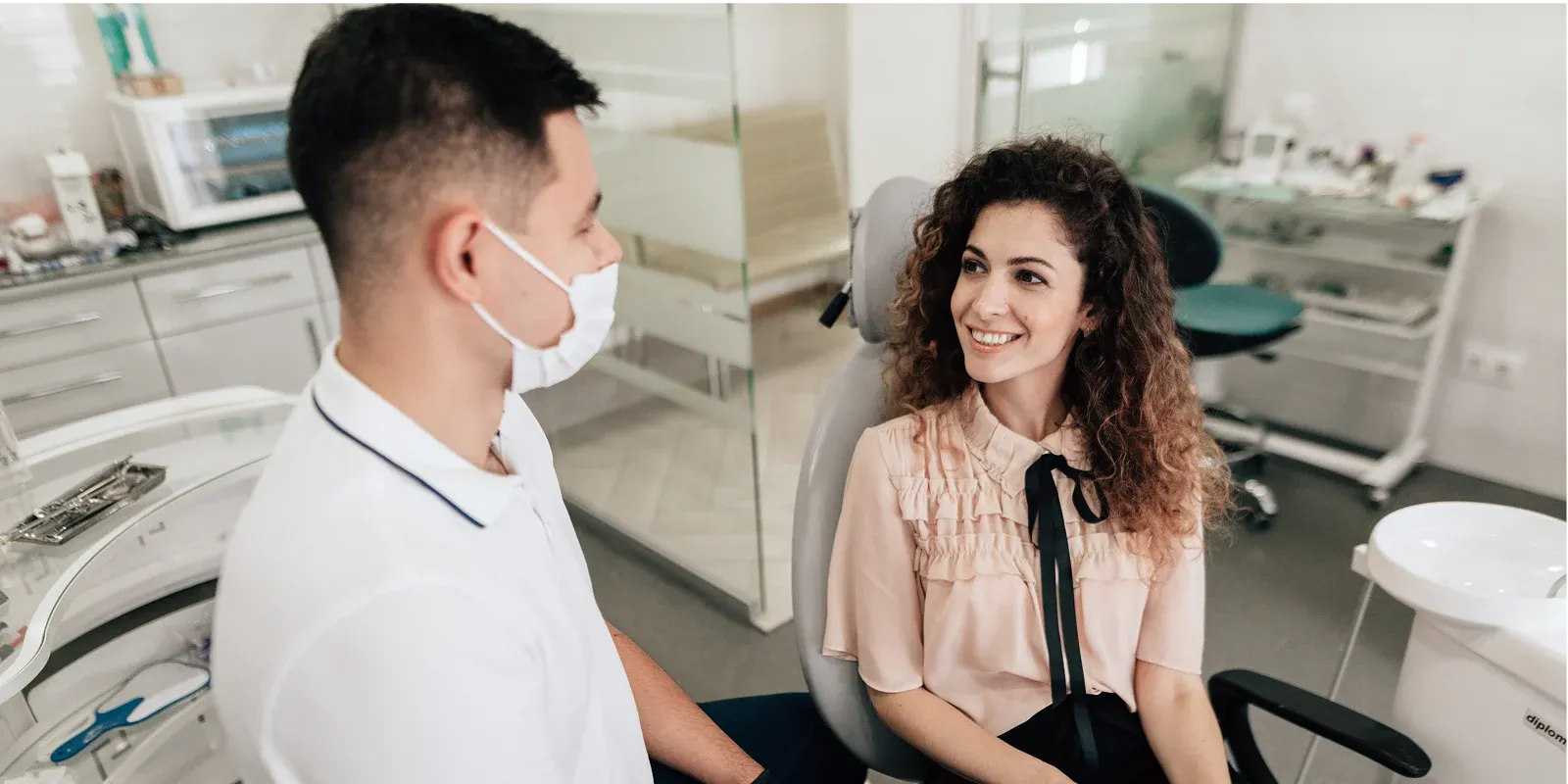 7 Proven Tactics Successful Dentists Are Using to Keep Their Appointment Books Full in 2025